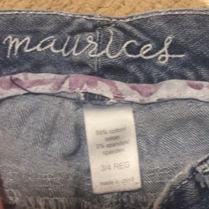 Maurices Jeans - Maurice’s size 3/4 regular length jeans. Maurices Jeans - Maurice’s size 3/4 regular length jeans.